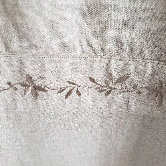 Talbots Woman Size 6 Vintage Linen Blend Maxi dress Floral embroidery Back Slit - Picture 2 of 9